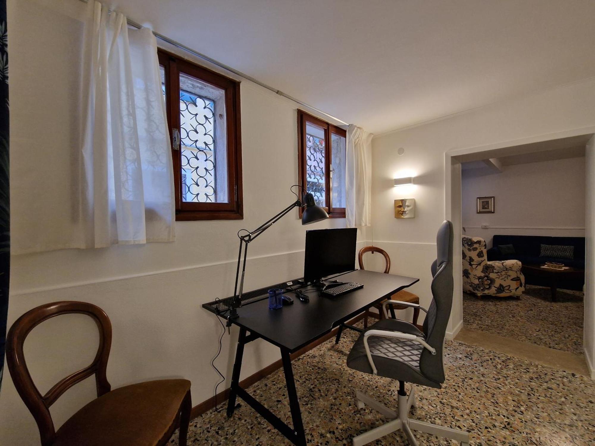 Veneziacentopercento La Forcola Apartment, Next To Rialto Bridge Esterno foto