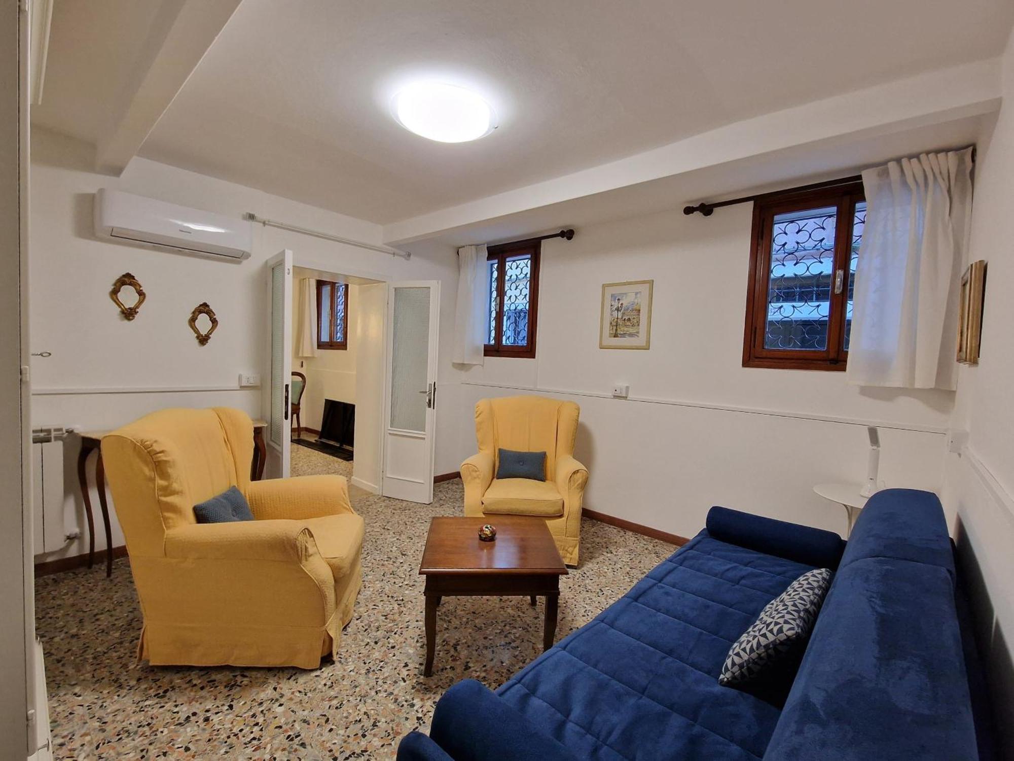 Veneziacentopercento La Forcola Apartment, Next To Rialto Bridge Esterno foto