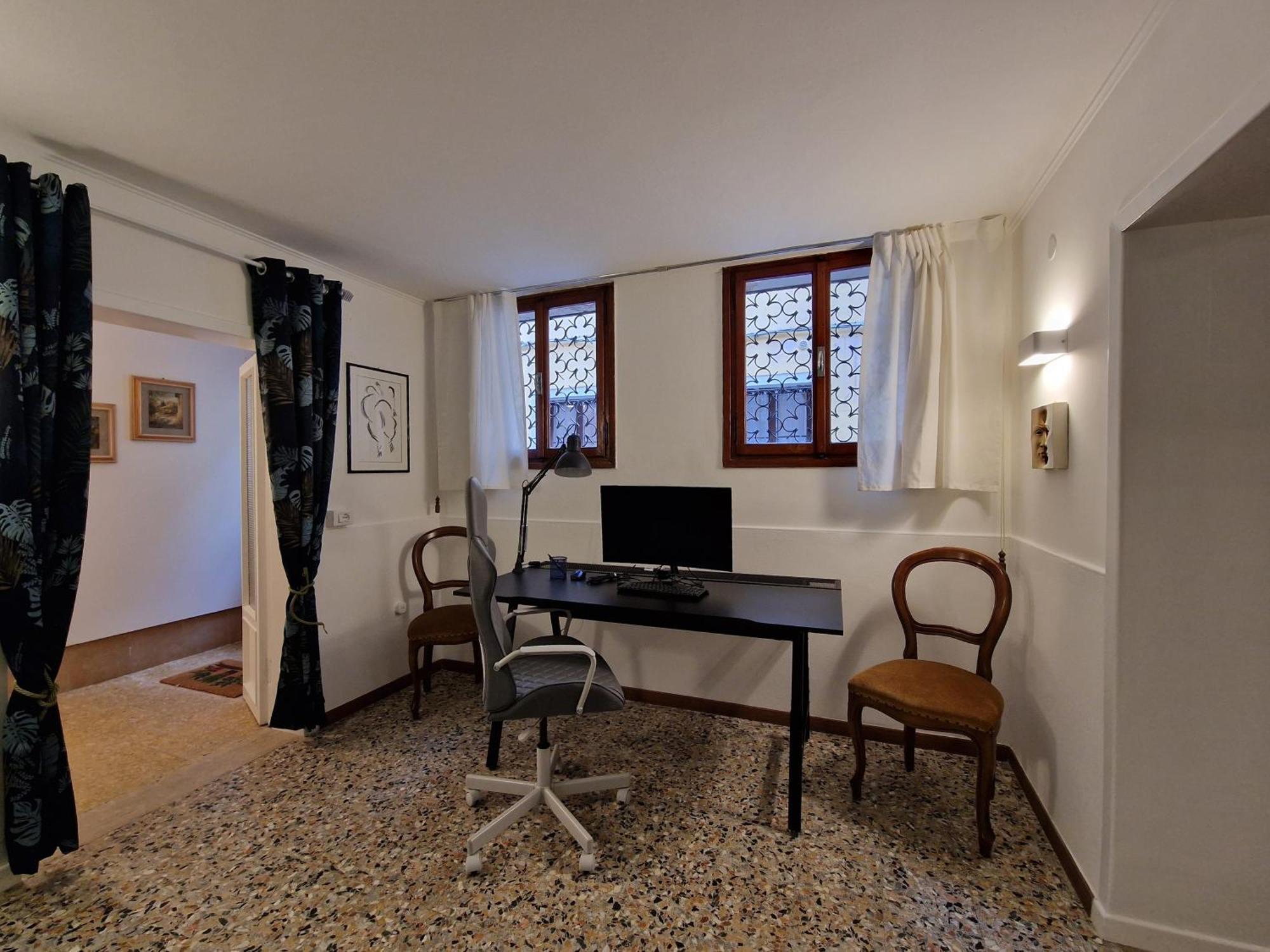 Veneziacentopercento La Forcola Apartment, Next To Rialto Bridge Esterno foto